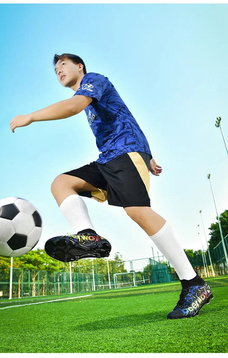 Wholesale Soccer Shoes for Men & Women, Long & Turf Studs Training Footwear for Students on Grass Fields