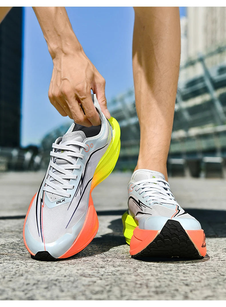 Running Shoes Men Carbon Plate Speciality Marathon Sports Breathable Lightweight Women's Comfortable Nonskid Leisure Sneakers