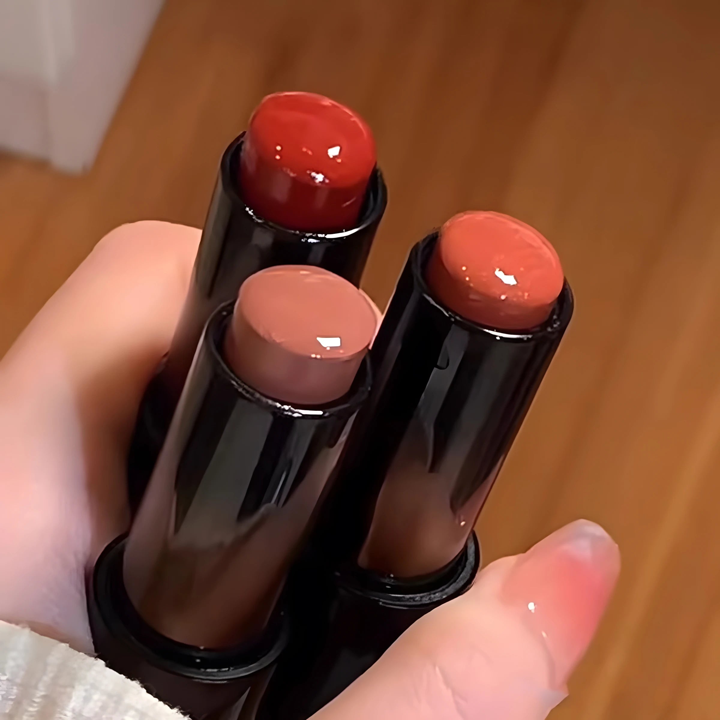 Lipstick red brown lipstick waterproof moisturizing mirror lipstick lip gloss natural long-lasting makeup Valentine's Day gift