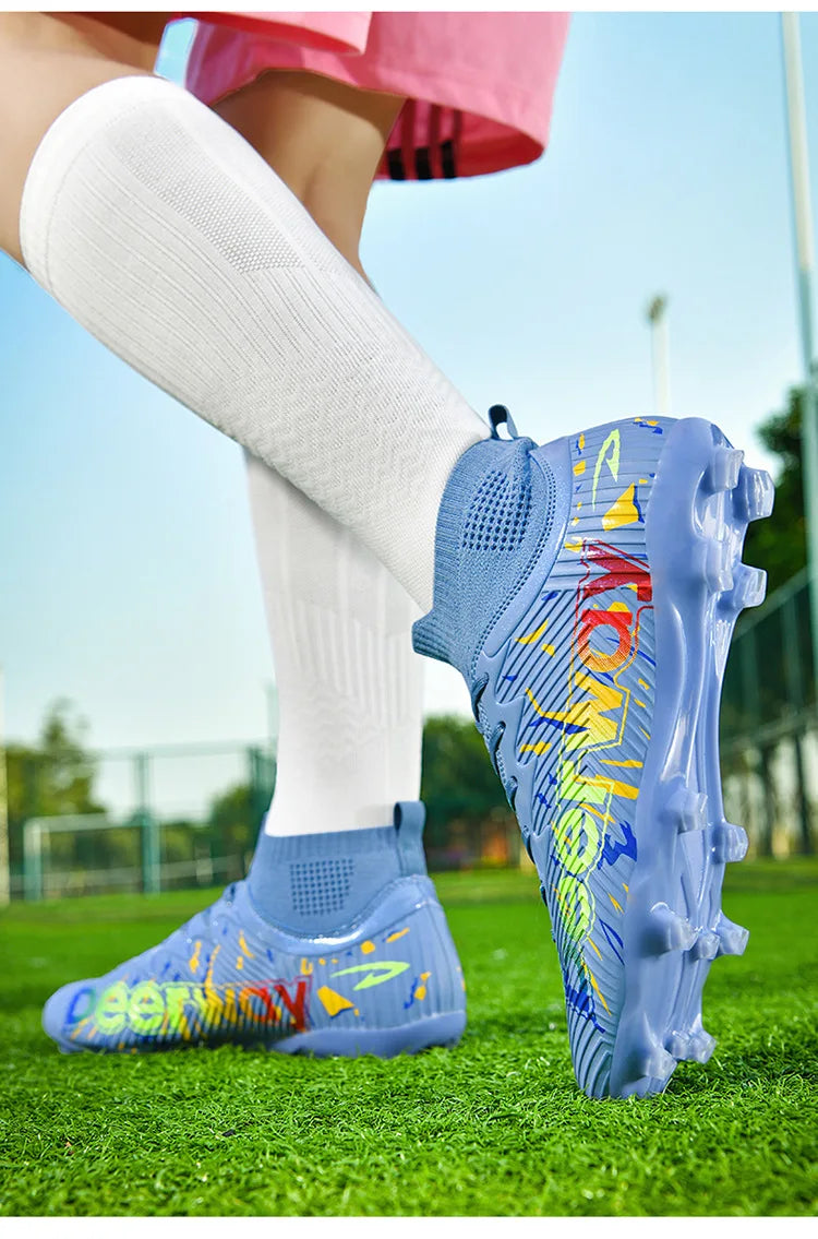 Wholesale Soccer Shoes for Men & Women, Long & Turf Studs Training Footwear for Students on Grass Fields