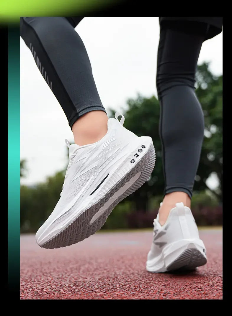 Sports and leisure shoes, men's shoes, marathon oversized air cushioned shoes, fly woven all season rubber, wear-resistant, anti