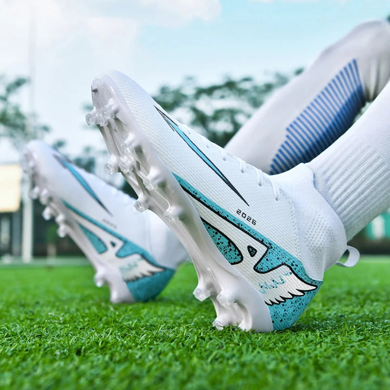 New Men Soccer Shoes Outdoor High Ankle Non-Slip Sports Shoes Ultralight Indoor Football Boots High-quality Futsal Non-Slip