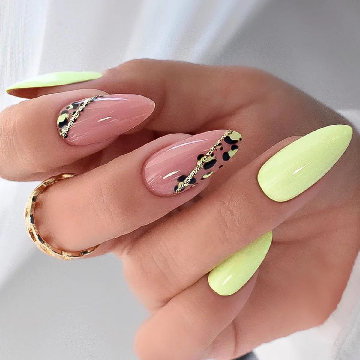 24pcs French False Nails Almond Head Summer Style Glitter Design Fake Nail Patch Full Cover Wearable Women Press on Nail Tips