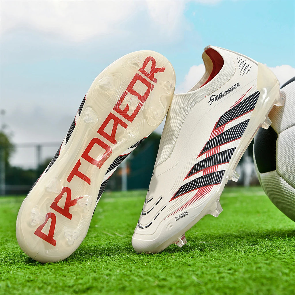 Sports breathable football shoes with FG/AG studs provide super strong grip and effectively protect the ankle