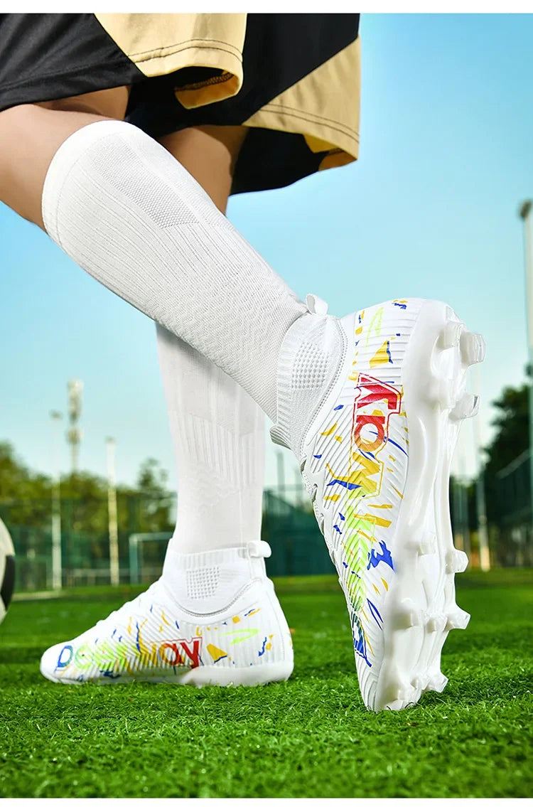 Wholesale Soccer Shoes for Men & Women, Long & Turf Studs Training Footwear for Students on Grass Fields